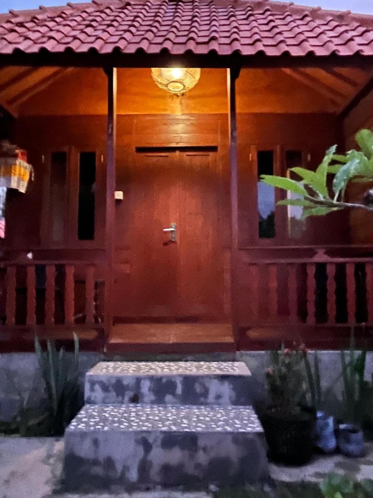 Telagamas Guest House Banjarangkan Esterno foto